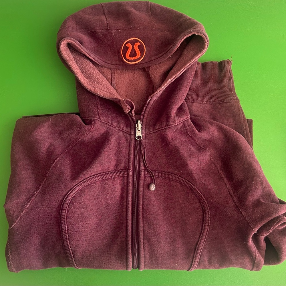 Lululemon Scuba Hoodie - Deep Burgundy Size Small